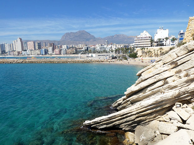 Benidorm_Castell-del_Benidorm_Ponientestranda