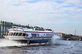 St-Petersburg_kanaltur