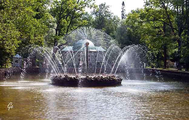 St-Petersburg_Peterhof