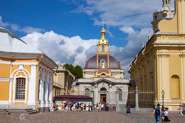 St-Petersburg_Peter_and_Paul-katedralen