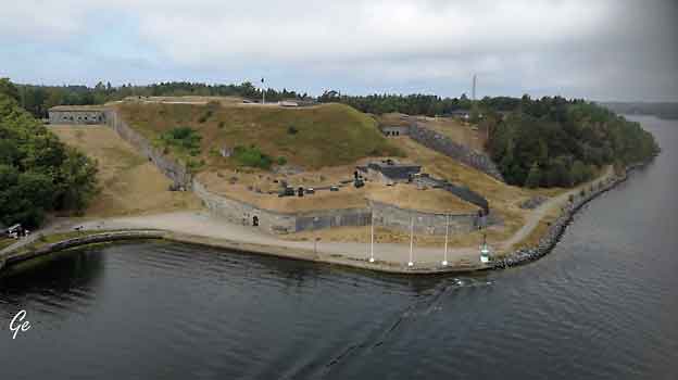 Cruise_festning_ved_Oxsdjupet