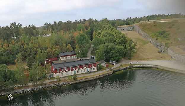 Cruise_festning_ved_Oxsdjupet