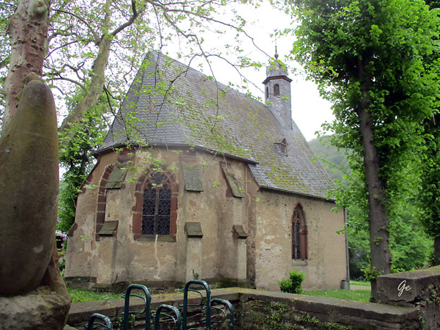 Mosel_Bernkastel-Kues-Mehring_Neumagen-Dhron_kirke