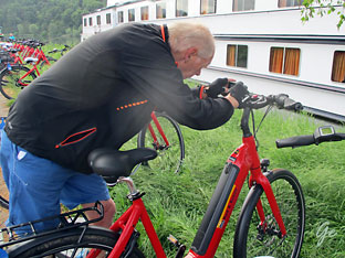 Mosel_Mehring_syklene_Karl-Martin_og_Olympia