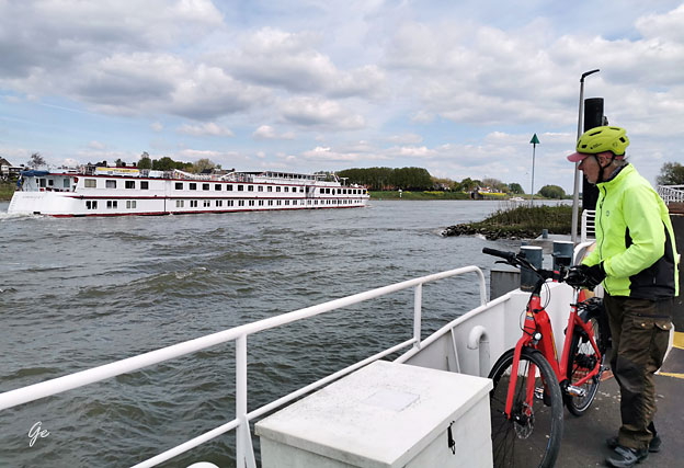 Vianen_Normandie_kommer