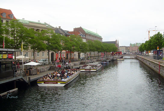 Copenhagen_sightseeingboats