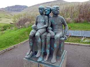 Faroe_Islands_Eysteroy_Gjogv_