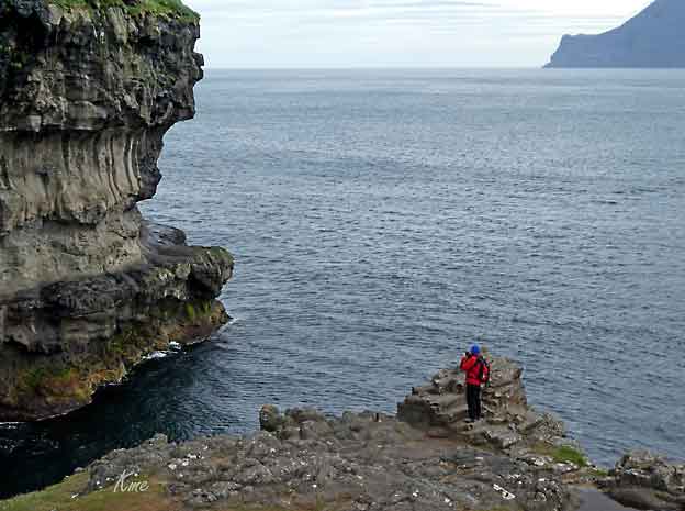 Faroe_Islands_Eysteroy_Gjogv