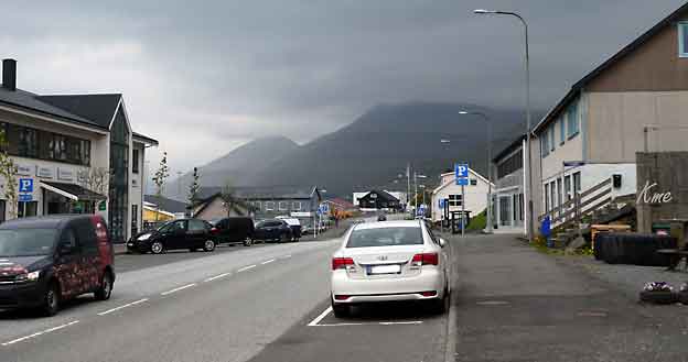 Faroe_Islands_Eysteroy_Glyvrar