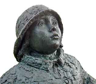 Finnmark_Batsfjord_statue