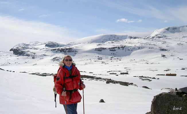 Finse_Hardangerjokulen_og_Grete_i_2009