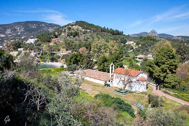 Hellas_akropolis_of_Ancient-Asini_kirken