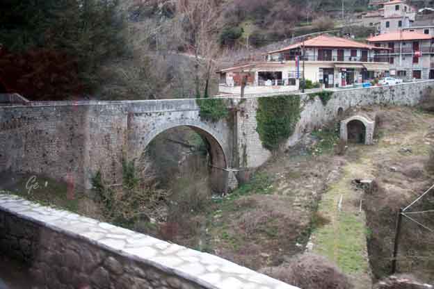 Arkadiafjellene_Demitsana_bro