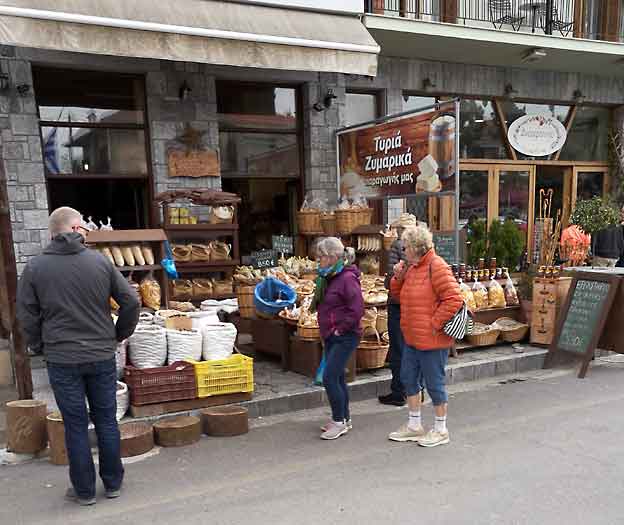 Hellas_Arkadiafjellene_Vytina_krydder