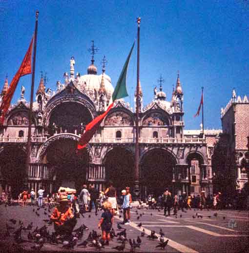 Italiatur_Venezia_Marcusplassen