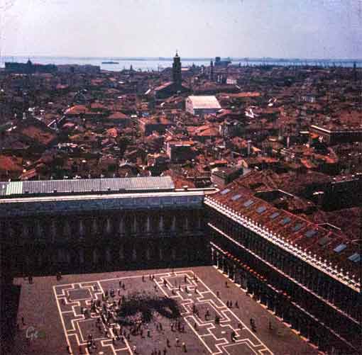 Italiatur_Venezia_Marcusplassen