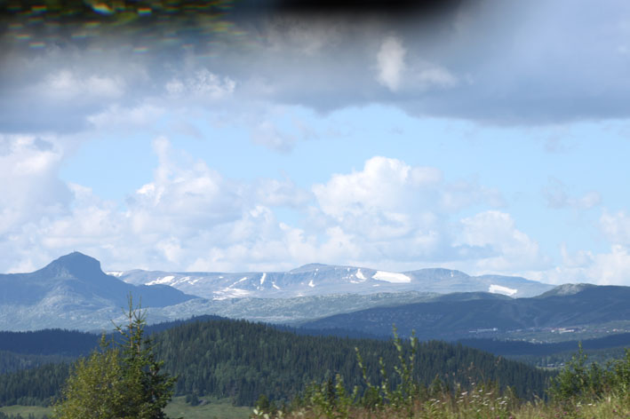 Jotunheimen_fra_bilen