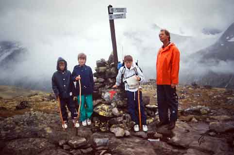 Jotunheimen_Memurubu_Gjendebu