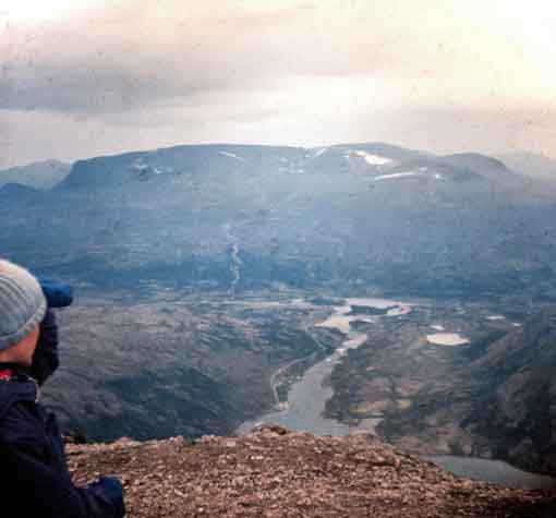 Jotunheimen_Gjende_mot_Gjendesheim