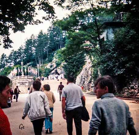 Slovenia_Postojna-grotta