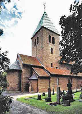 Oslo_Gamle_Aker_kirke