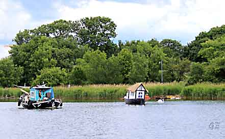 Copenhagen_Canaltour_husbaater