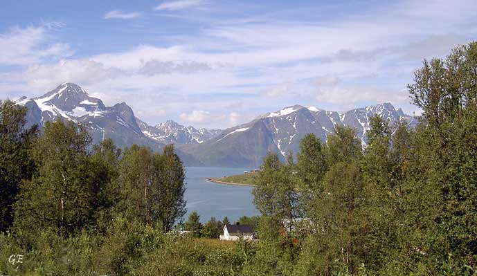 Lindesnes_Nordkapp_Djupvik_mot_Lyngen