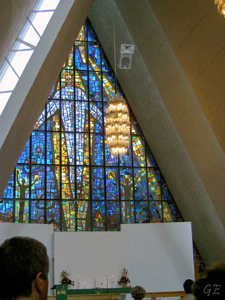 Lindesnes_Nordkapp_Tromsdalen_kirke_Ishavskatedralen