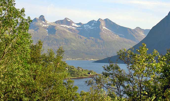 Lindesnes_Nordkapp_mellom_Stokkvaagen_og_Kilboghamn