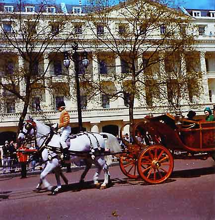 London_The_Mall_dronning_Elisabeth