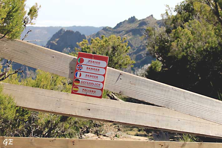 Madeira_Pico_Ruivo_danger