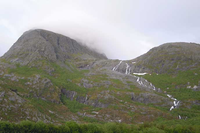 Sju_Sostre_Kvasstind