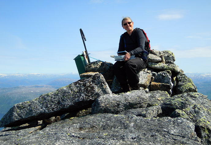 Sju_sostre_Grytfoten_Grete_paa_toppen