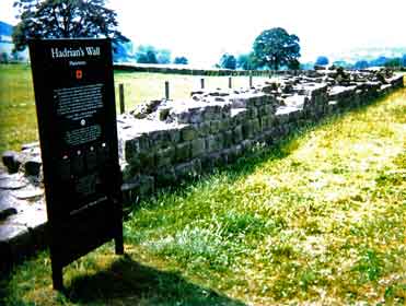 Hadrians_mur_i_England