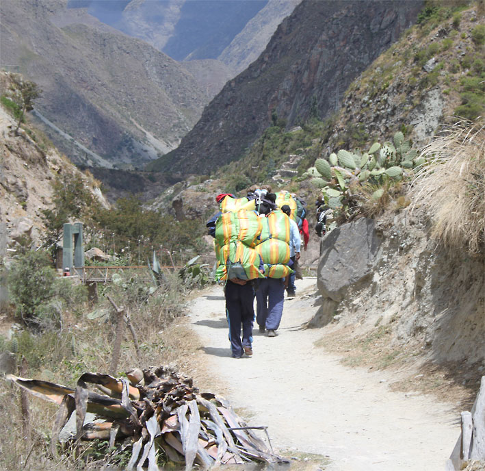 Peru_Inkatrail_porters