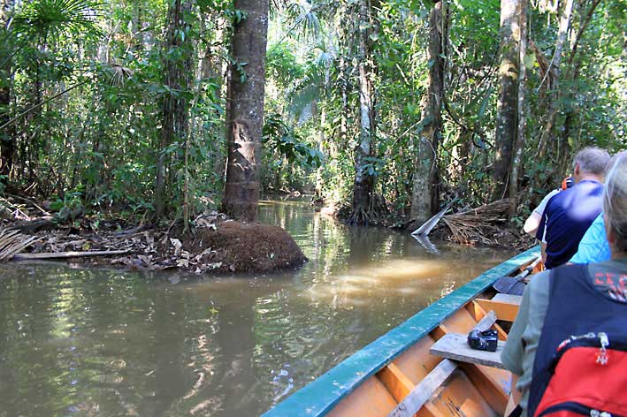 I_baat_paa_Sandoval_Peru