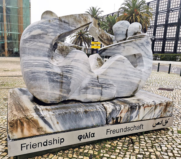 Estoril_skulptur_vennskap