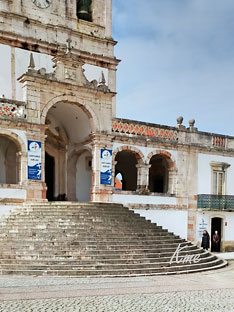 Nazare_kirken_med_madonnastatuen