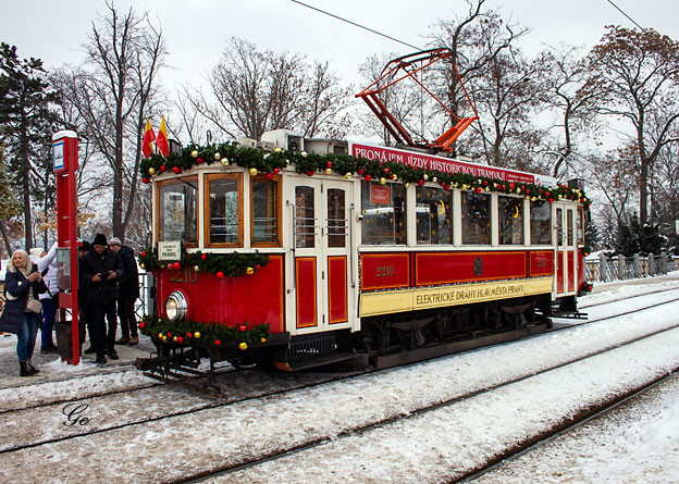 Praha_veterantrikken