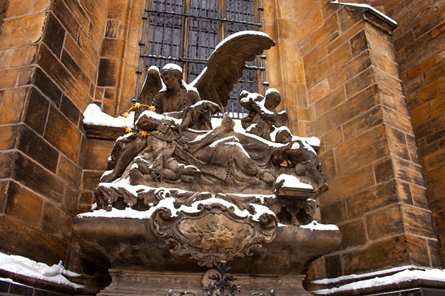 Praha_slottet_St-Vitus-kirken