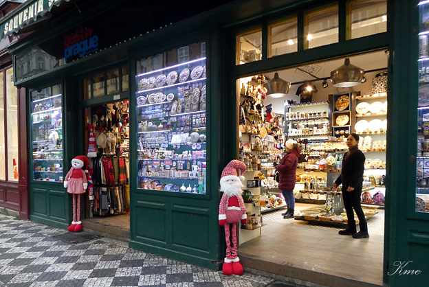 Praha_souvenirbutikk