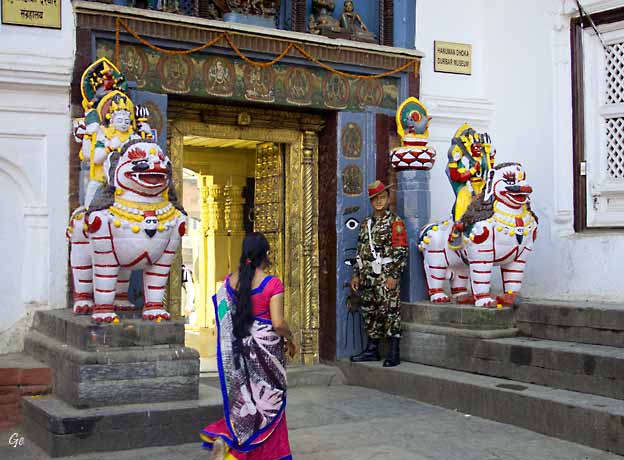 Nepal_Kathmandu_Durbar_museum