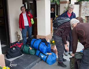 Nepal_trekking_Pokhara_Pothana