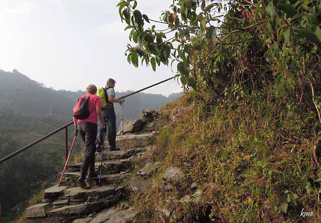 Nepal_trekking_Pokhara_Pothana