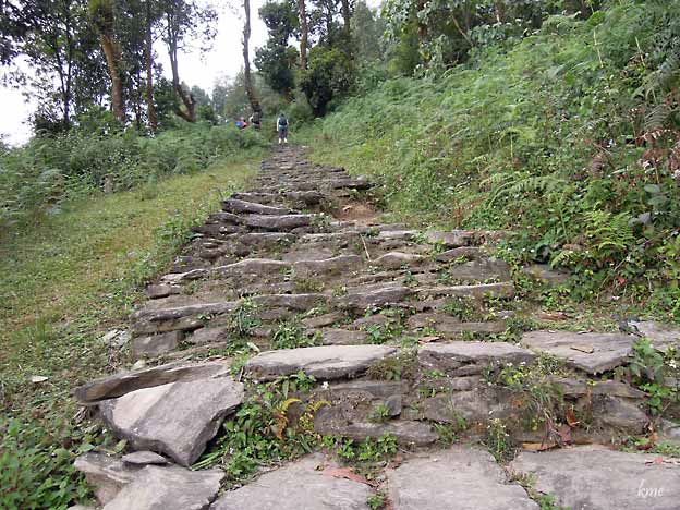 Nepal_trekking_Pokhara_Pothana