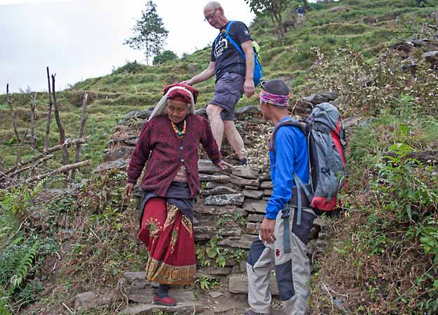 Nepal_trekking_Pothana_Ghandruk