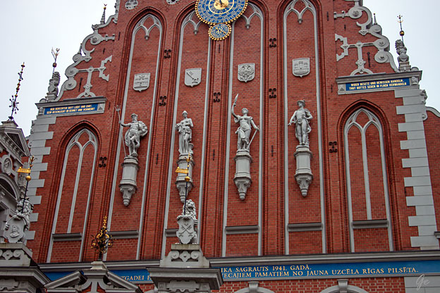 Riga_Svarthodenes-hus