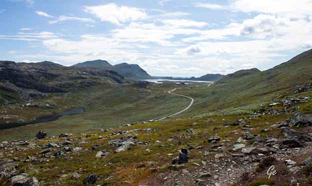 Rjukan_Gaustatoppen_mot_Heddersvatn