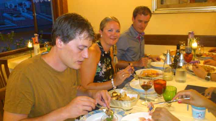 Taormina_bryllupsmiddag_Magnus_Marianne_Erling