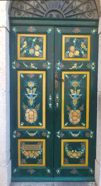 Taormina_fasade_ved_Naumachie